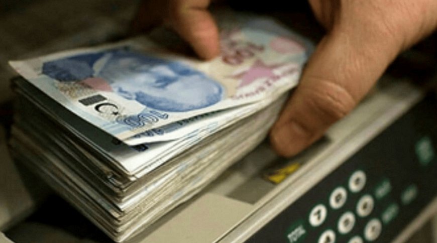 Kimliğini Götüren PTT’den 2.210 TL Nakit Alabilecek!